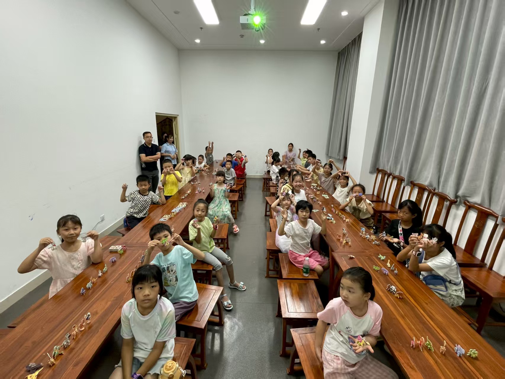 微信图片_20250814163427_1800.jpg